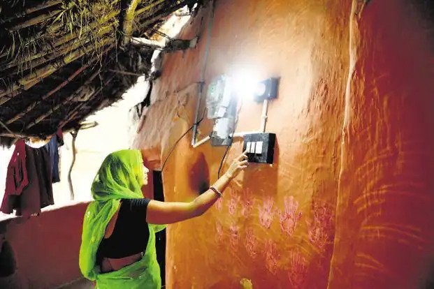 आजादी के 76 साल बाद जिले के 373 गांवों में पहली बार पहुंचेगी बिजली